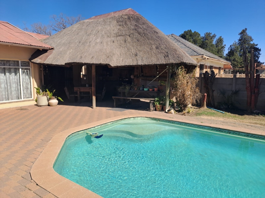 4 Bedroom Property for Sale in Doorn Free State